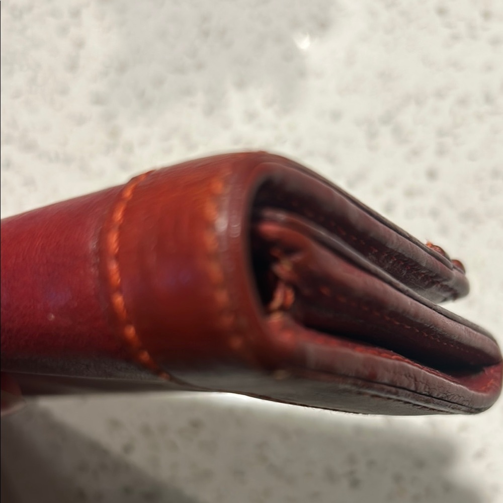 Chloe Red Leather Wallet - Picture 10 of 12